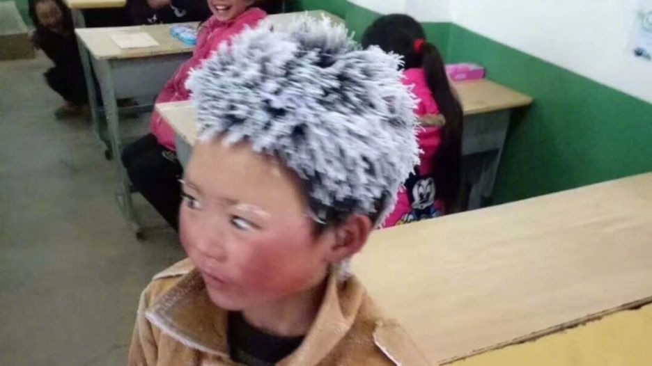 “Cậu bé băng tuyết” Trung Quốc thay đổi ra sao sau một năm gây sốt mạng? - Ảnh 1. “Cậu bé băng tuyết” Trung Quốc thay đổi ra sao sau một năm gây sốt mạng? - Ảnh 1.