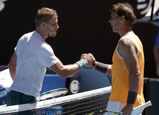 Australian Open: Sharapova, Nadal thắng trắng trong trận ra quân - Ảnh 2. Australian Open: Sharapova, Nadal thắng trắng trong trận ra quân - Ảnh 2.