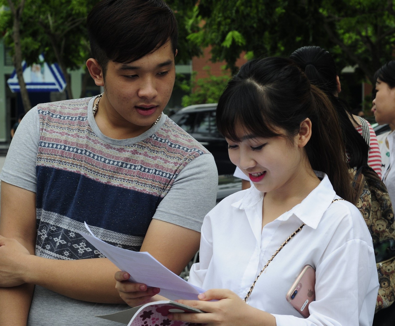 Sáng tạo văn chương thời 4.0 vào đề thi HS giỏi quốc gia - Ảnh 2. Sáng tạo văn chương thời 4.0 vào đề thi HS giỏi quốc gia - Ảnh 2.