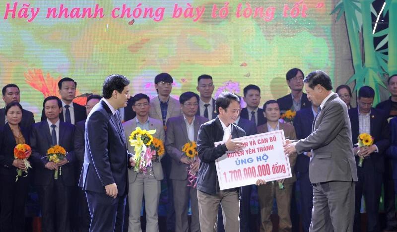 Nghệ An: Gần 64 tỷ đồng giúp đỡ người nghèo đón Tết - Ảnh 3. Nghệ An: Gần 64 tỷ đồng giúp đỡ người nghèo đón Tết - Ảnh 3.