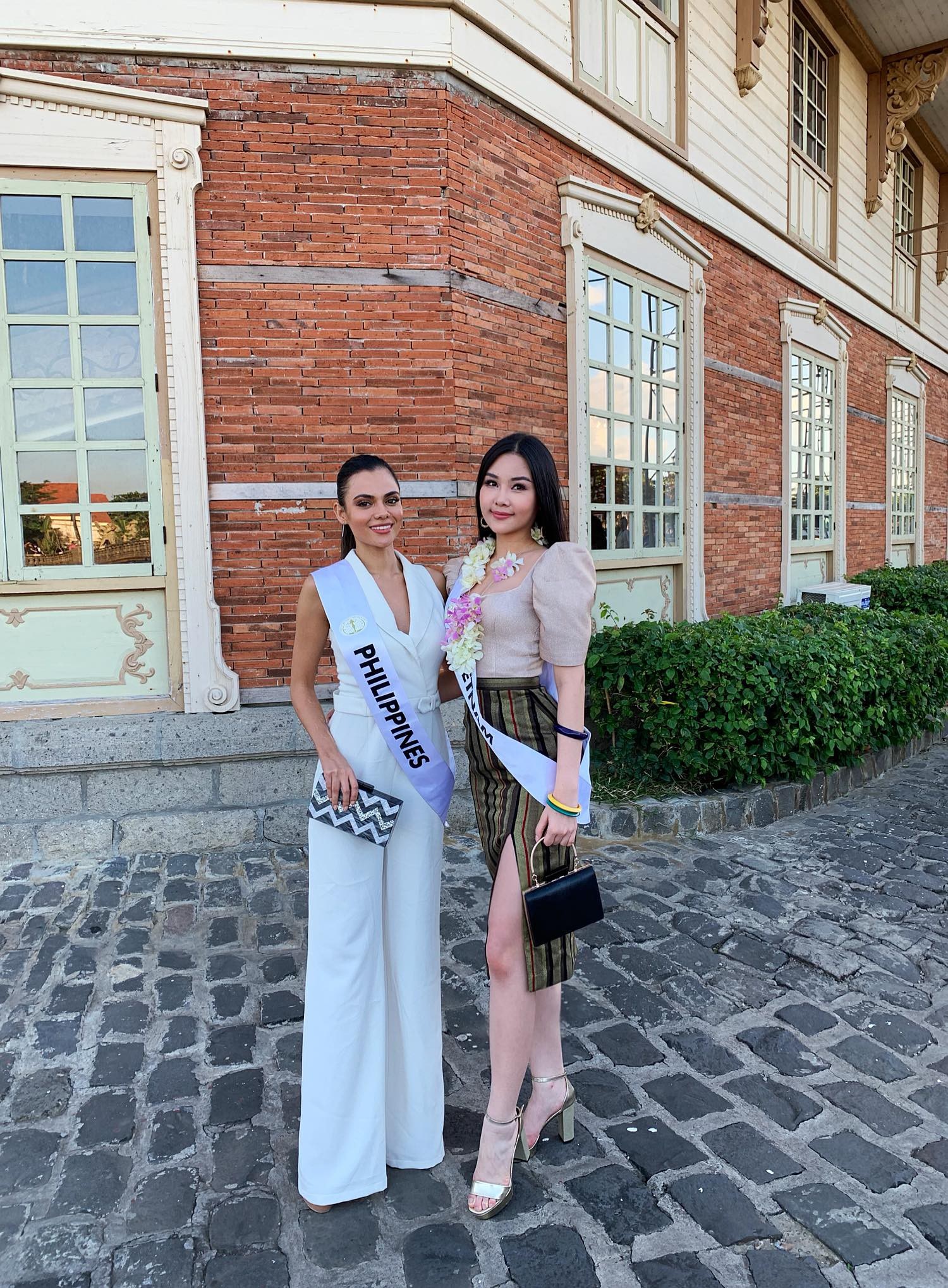 Ngân Anh nói gì khi bị chê catwalk xấu, biểu cảm hài hước? - Ảnh 4. Ngân Anh nói gì khi bị chê catwalk xấu, biểu cảm hài hước? - Ảnh 4.