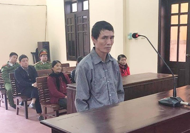 Vì đi tập thể dục khiến... chó sủa, cụ già bị đánh gãy tay - Ảnh 1. Vì đi tập thể dục khiến... chó sủa, cụ già bị đánh gãy tay - Ảnh 1.