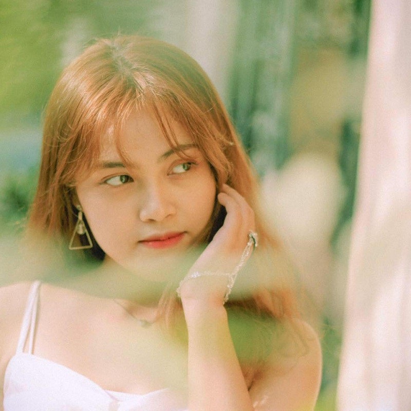 Nữ sinh ĐH Hà Nội giành quán quân cuộc thi hát tiếng Anh - Ảnh 3. Nữ sinh ĐH Hà Nội giành quán quân cuộc thi hát tiếng Anh - Ảnh 3.