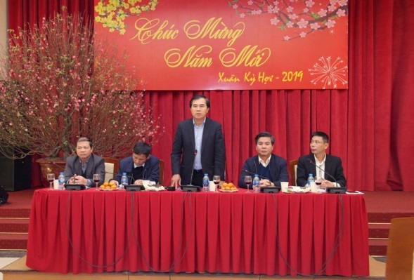 2019, Bộ Xây dựng bung nốt “hàng khủng” tại Viglacera - Ảnh 1. 2019, Bộ Xây dựng bung nốt “hàng khủng” tại Viglacera - Ảnh 1.
