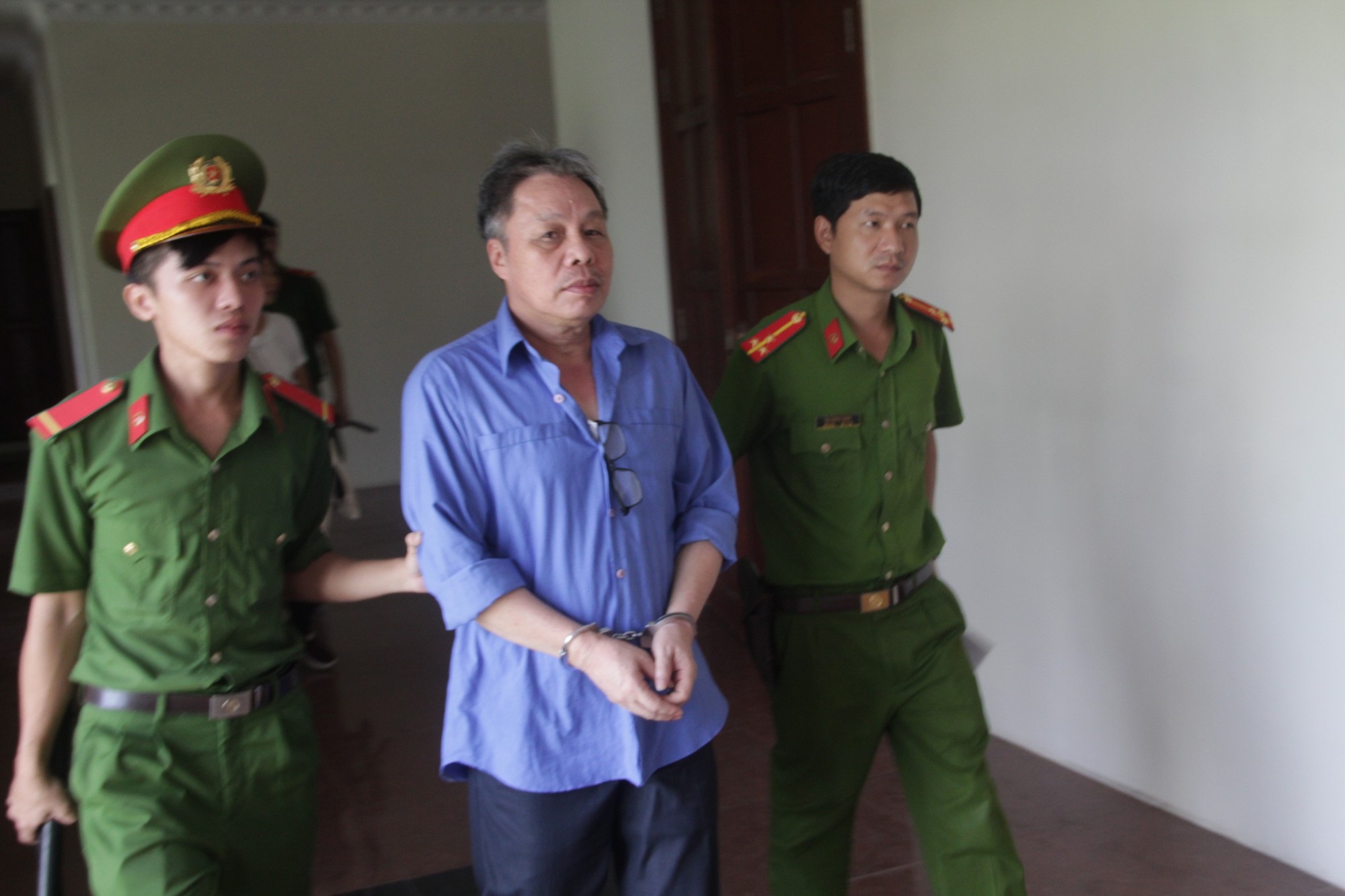 img8799-15420818175981459544571