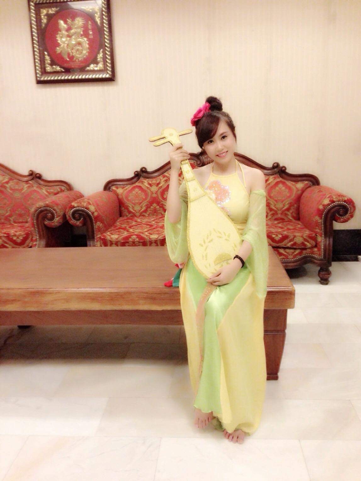 Sự trùng hợp khó ngờ giúp Trung Hiếu và Công Lý tìm được bạn gái cùng tên - Ảnh 5. Sự trùng hợp khó ngờ giúp Trung Hiếu và Công Lý tìm được bạn gái cùng tên - Ảnh 5.