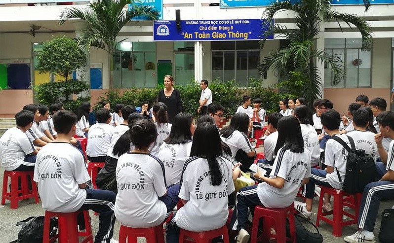 TPHCM: Trường học phải báo cáo khi đón khách nước ngoài - Ảnh 1. TPHCM: Trường học phải báo cáo khi đón khách nước ngoài - Ảnh 1.