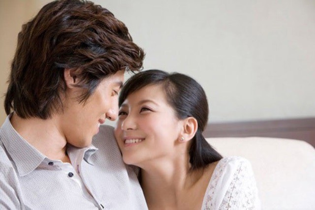 Bắt gặp vợ mặc váy hai dây khêu gợi khi thợ sửa ống nước đến nhà - Ảnh 1. Bắt gặp vợ mặc váy hai dây khêu gợi khi thợ sửa ống nước đến nhà - Ảnh 1.