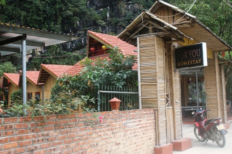 Cận cảnh hàng loạt homestay trái phép trong vùng lõi di sản Tràng An - Ảnh 8. Cận cảnh hàng loạt homestay trái phép trong vùng lõi di sản Tràng An - Ảnh 8.