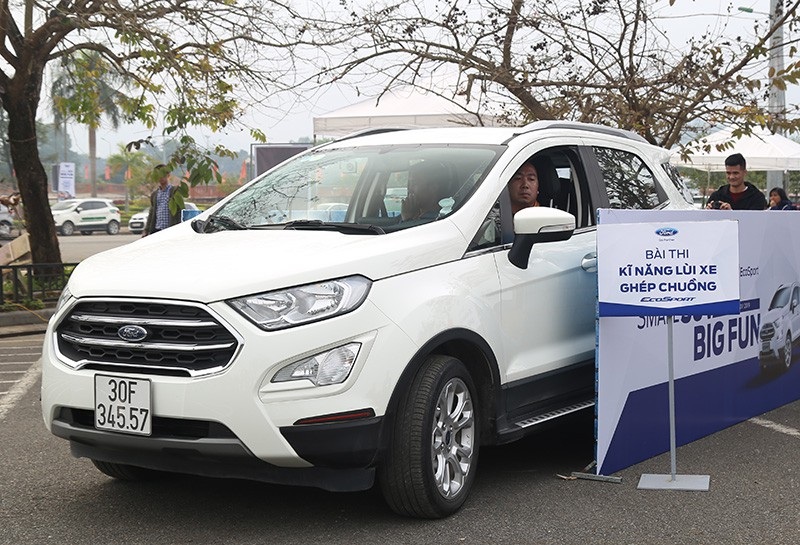 Ford tri ân khách hàng EcoSport với Small SUV BIG FUN - Ảnh 2. Ford tri ân khách hàng EcoSport với Small SUV BIG FUN - Ảnh 2.