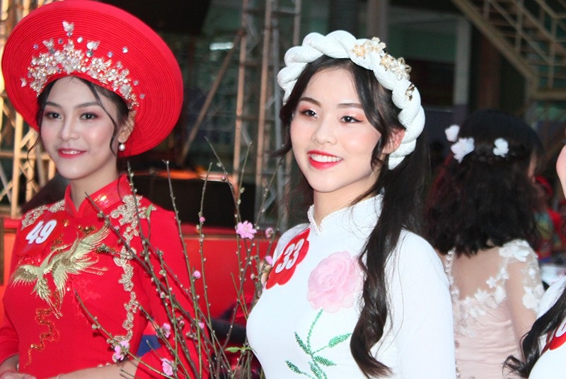 Chung kết cuộc thi học sinh giỏi giang - tài năng - thanh lịch trường Nguyễn Bỉnh Khiêm - Ảnh 2. Chung kết cuộc thi học sinh giỏi giang - tài năng - thanh lịch trường Nguyễn Bỉnh Khiêm - Ảnh 2.