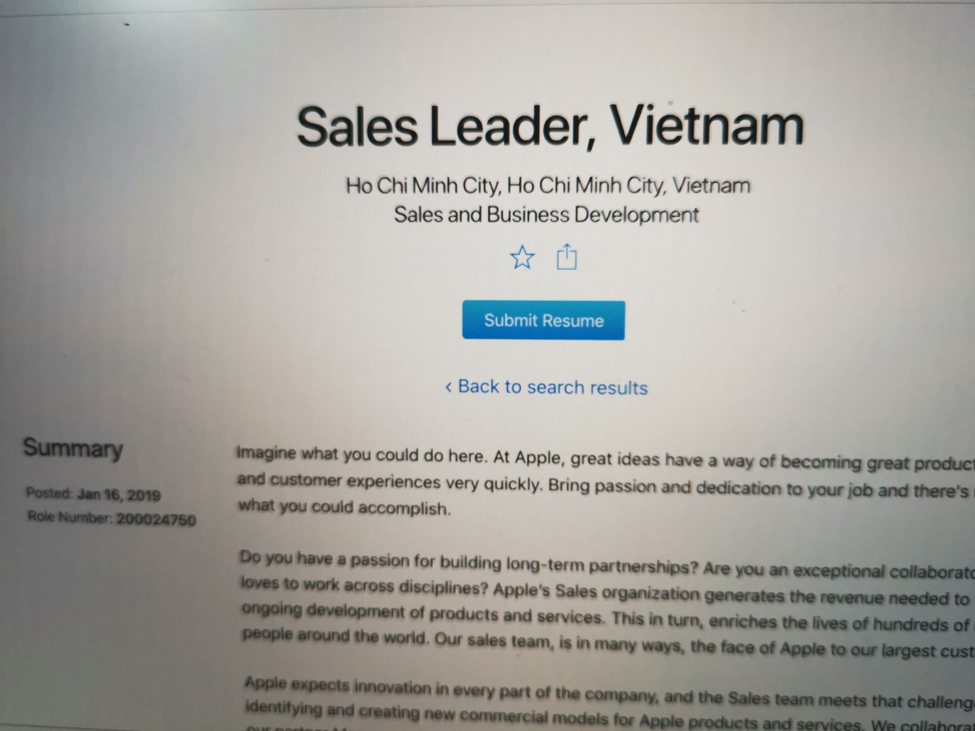 Apple tuyển giám đốc kinh doanh ở Việt Nam để quyết giành lại thị phần - Ảnh 1.