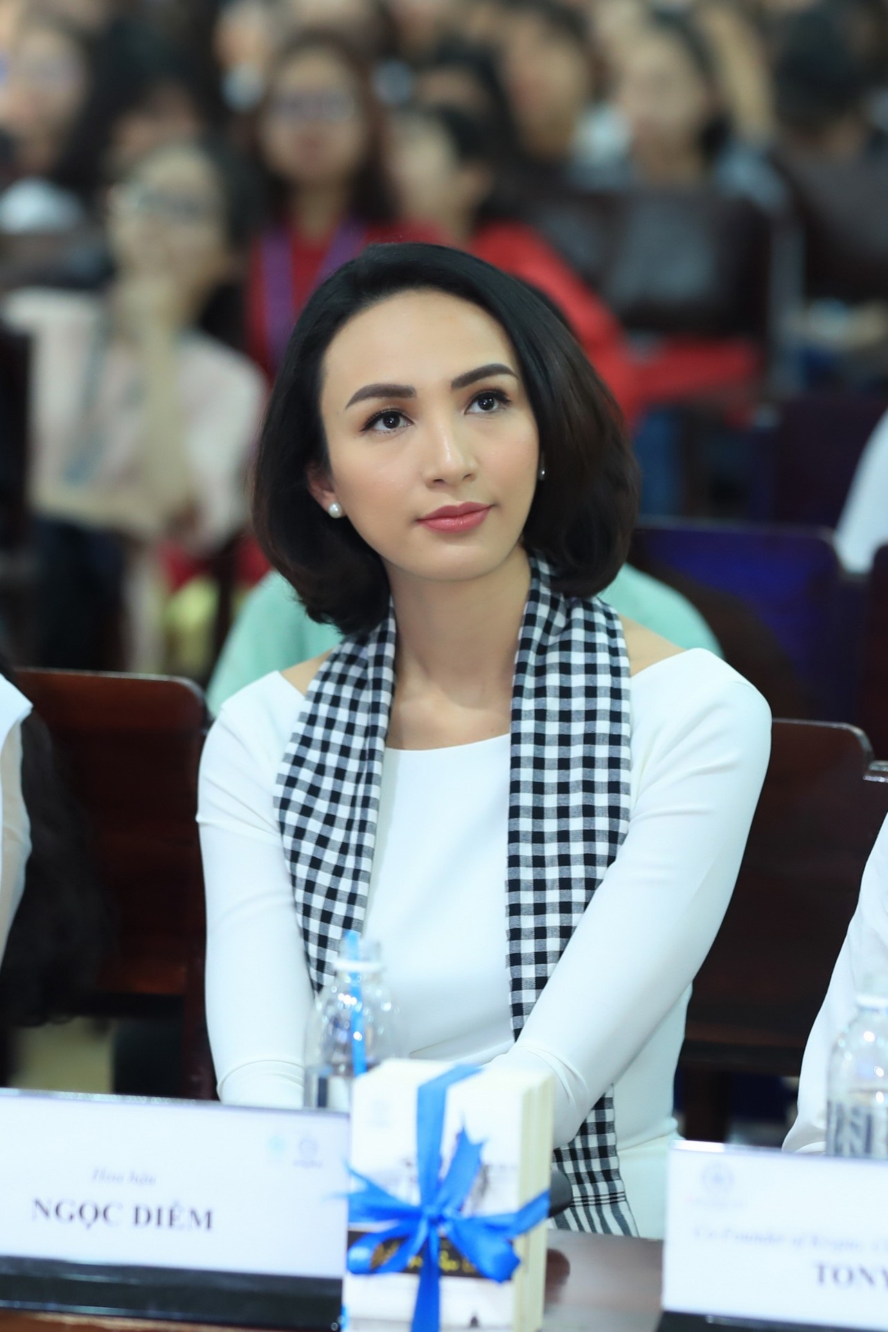 Ngọc Diễm: “Gia đình là nơi cân bằng những chông chênh tôi vướng phải” - Ảnh 1.