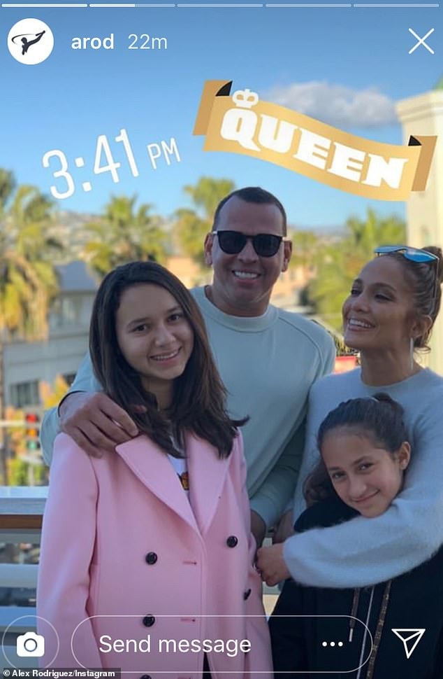 Thân hình săn chắc đáng ngưỡng mộ của Jennifer Lopez - Ảnh 10. Thân hình săn chắc đáng ngưỡng mộ của Jennifer Lopez - Ảnh 10.