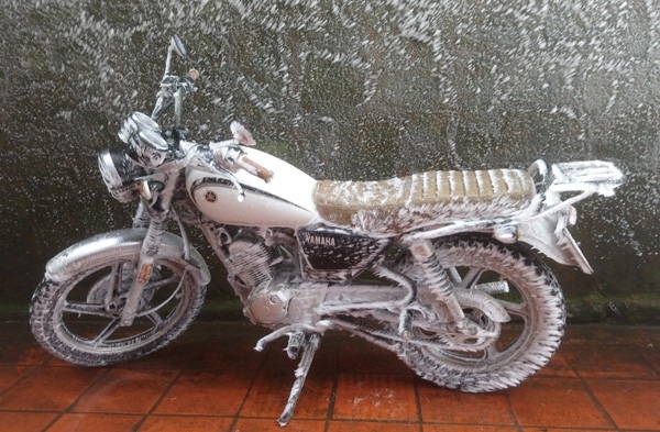 Ô tô, xe máy “đóng băng” trên đỉnh Mẫu Sơn - 2 Ô tô, xe máy “đóng băng” trên đỉnh Mẫu Sơn - 2