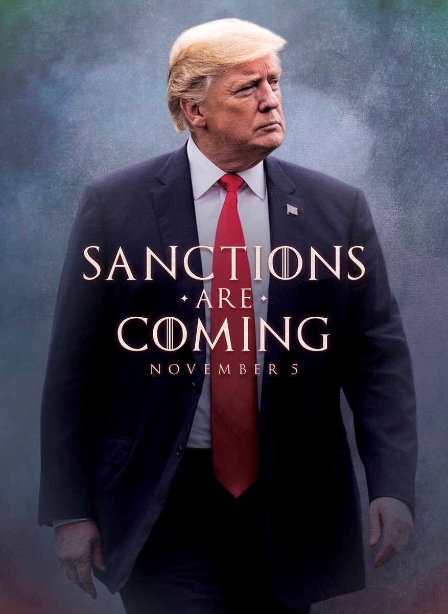Tấm biểu ngữ lạ trong buổi họp nội các đầu năm của ông Trump - Ảnh 2. Tấm biểu ngữ lạ trong buổi họp nội các đầu năm của ông Trump - Ảnh 2.