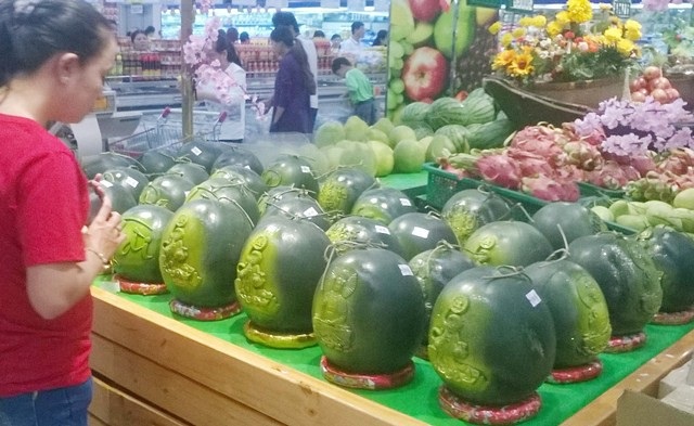 Cà Mau mở chợ Tết từ giữa tháng Chạp đến đêm giao thừa - Ảnh 2. Cà Mau mở chợ Tết từ giữa tháng Chạp đến đêm giao thừa - Ảnh 2.