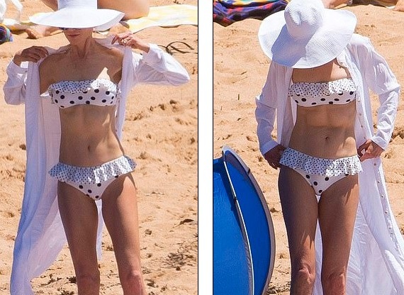 
Ở tuổi 51, nữ diễn viên Nicole Kidman vẫn sở hữu một hình thể khỏe đẹp đáng kinh ngạc
