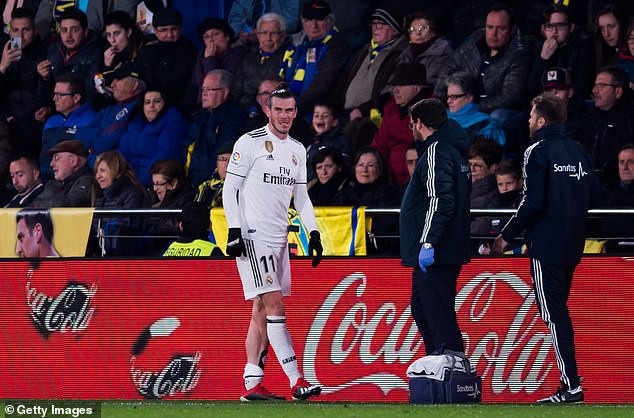 Villarreal 2-2 Real Madrid: Trận hòa thất vọng - 4
Chấn thương khiến Bale phải rời sân ở đầu hiệp 2