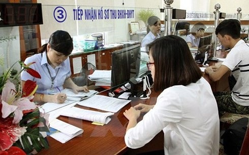 Công chức không được nịnh bợ lấy lòng sếp vì động cơ không trong sáng - 1 (Ảnh minh hoạ)
