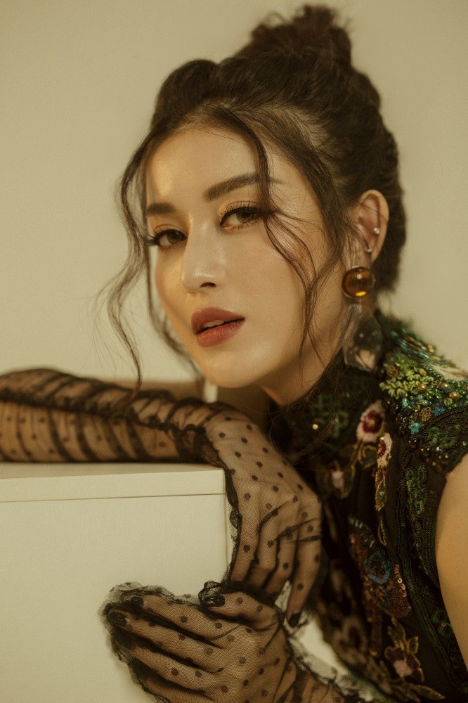 Á hậu Huyền My bất ngờ hé lộ đám cưới bí mật trên biển chỉ 50 khách mời - Ảnh 8. Á hậu Huyền My bất ngờ hé lộ đám cưới bí mật trên biển chỉ 50 khách mời - Ảnh 8.
