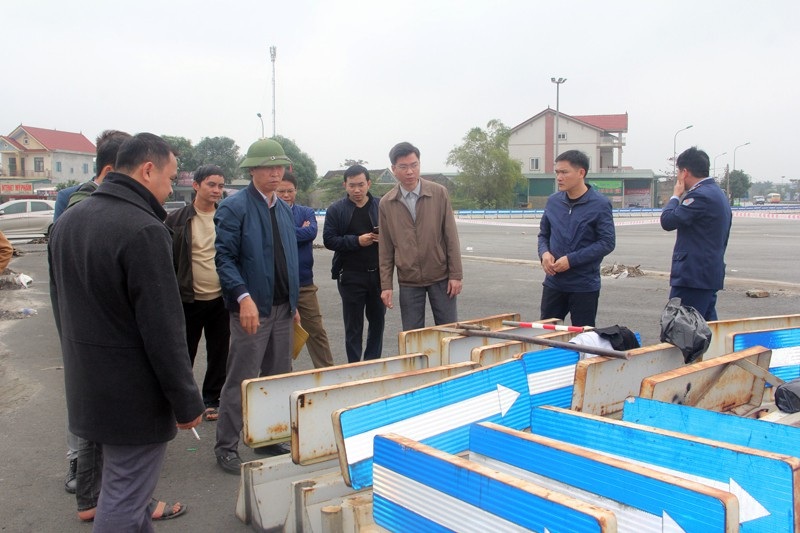 “Ngã tư chết người” sẽ hết... “chết người” trước Tết Nguyên đán? - Ảnh 4. “Ngã tư chết người” sẽ hết... “chết người” trước Tết Nguyên đán? - Ảnh 4.