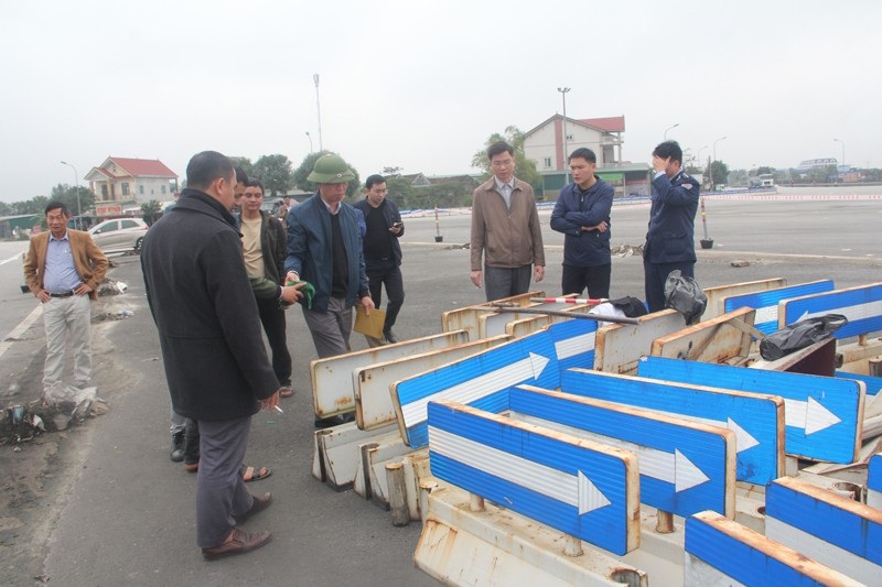 Nhiều địa phương gửi thư cảm ơn Báo Dân trí góp sức xóa điểm đen “ngã tư chết người” - Ảnh 3. Nhiều địa phương gửi thư cảm ơn Báo Dân trí góp sức xóa điểm đen “ngã tư chết người” - Ảnh 3.