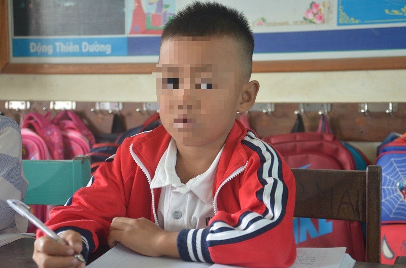 Cô giáo tát học sinh chảy máu tai: “Tôi hối hận vì hành động thiếu suy nghĩ của mình” - Ảnh 3. Cô giáo tát học sinh chảy máu tai: “Tôi hối hận vì hành động thiếu suy nghĩ của mình” - Ảnh 3.