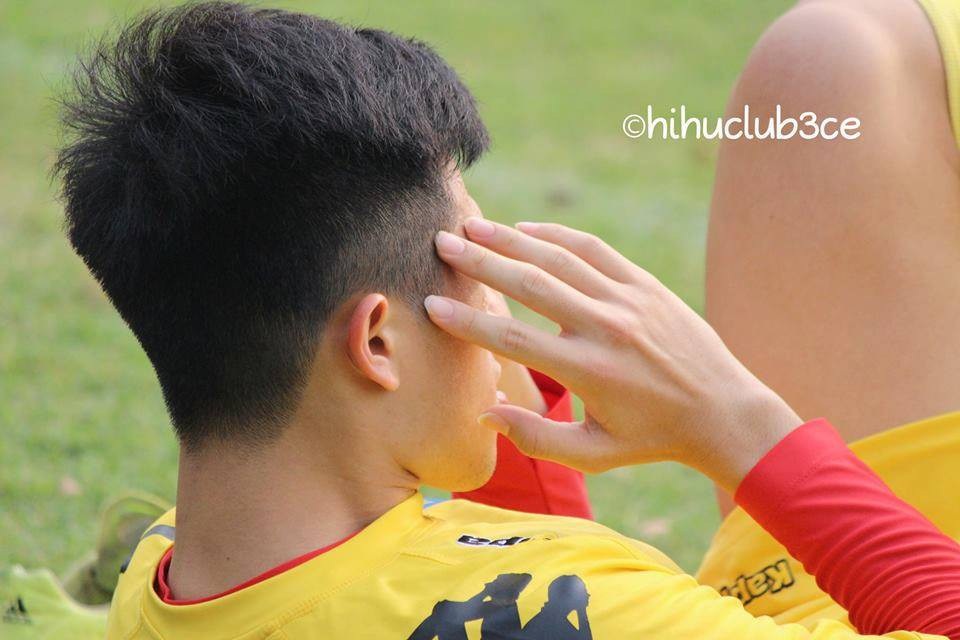 Không đá Asian Cup, Đình Trọng vẫn ghi điểm với fan nữ khi bình luận bóng đá - Ảnh 6. Không đá Asian Cup, Đình Trọng vẫn ghi điểm với fan nữ khi bình luận bóng đá - Ảnh 6.