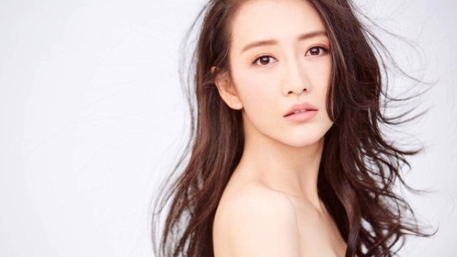 Vương Âu bị cư dân mạng gọi là hồ ly tinh khiến Dương Mịch và Lưu Khải Uy ly hôn - Ảnh 12. Vương Âu bị cư dân mạng gọi là hồ ly tinh khiến Dương Mịch và Lưu Khải Uy ly hôn - Ảnh 12.