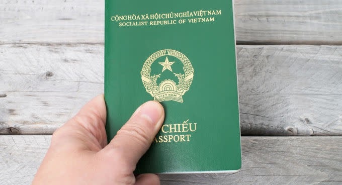 Nhật Bản sở hữu tấm hộ chiếu “quyền lực nhất”, Việt Nam xếp hạng 87 - Ảnh 4. Nhật Bản sở hữu tấm hộ chiếu “quyền lực nhất”, Việt Nam xếp hạng 87 - Ảnh 4.