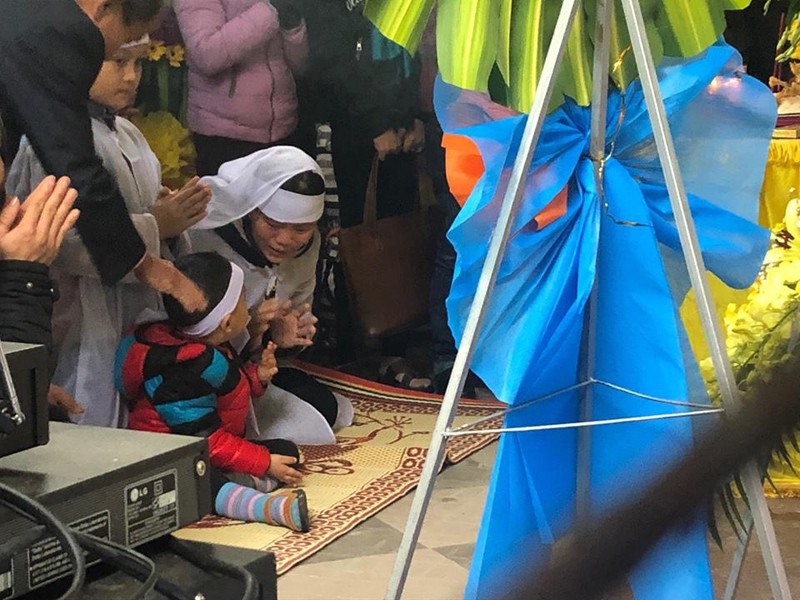 Gia đình người tử nạn tại “ngã tư chết người” muốn khởi kiện Tổng cục Đường bộ - Ảnh 3. Gia đình người tử nạn tại “ngã tư chết người” muốn khởi kiện Tổng cục Đường bộ - Ảnh 3.