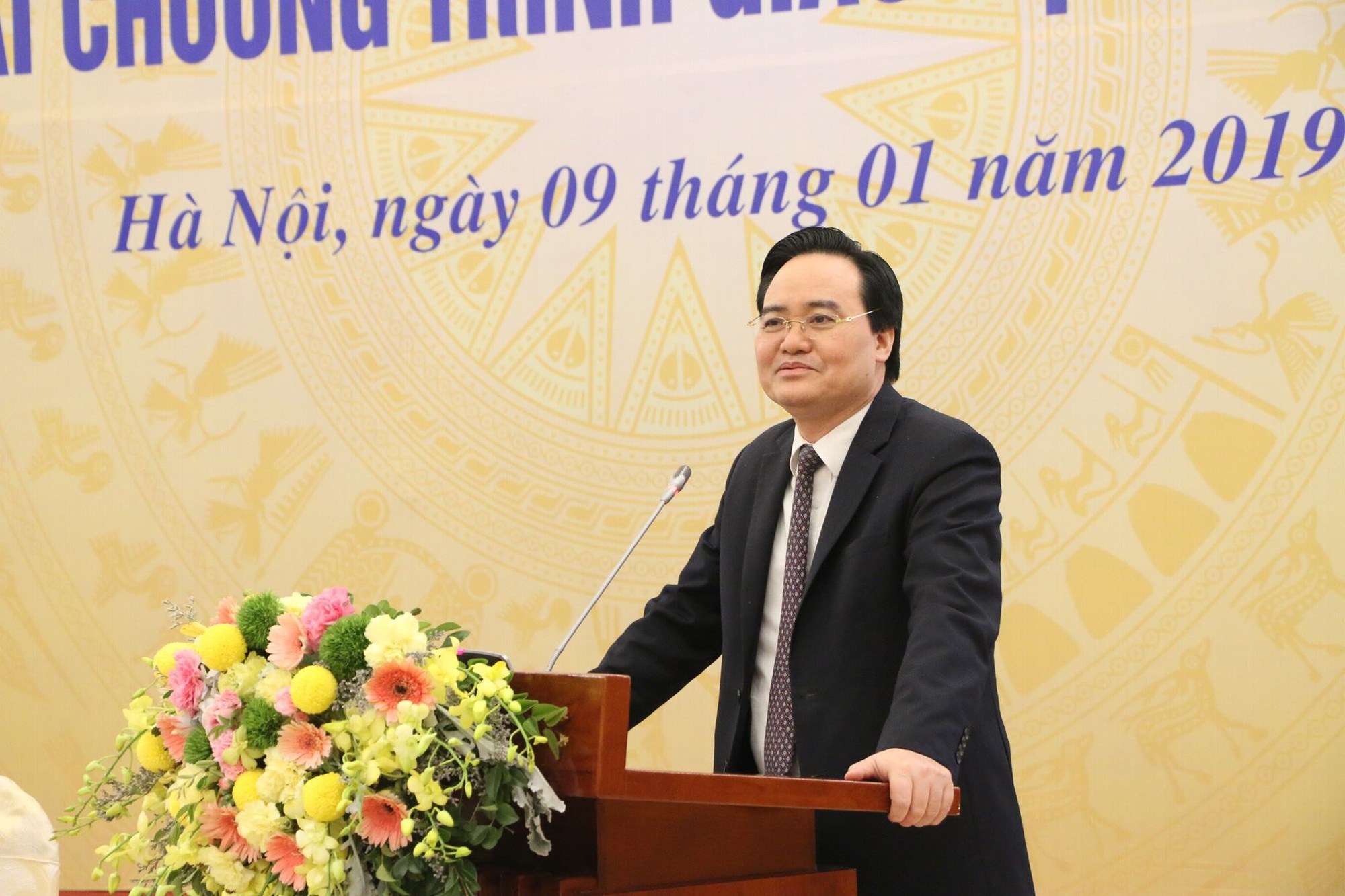 Bộ trưởng Phùng Xuân Nhạ: “Các Sở GD&ĐT chia sẻ khó khăn để sớm đổi mới giáo dục phổ thông” - Ảnh 1. Bộ trưởng Phùng Xuân Nhạ: “Các Sở GD&ĐT chia sẻ khó khăn để sớm đổi mới giáo dục phổ thông” - Ảnh 1.