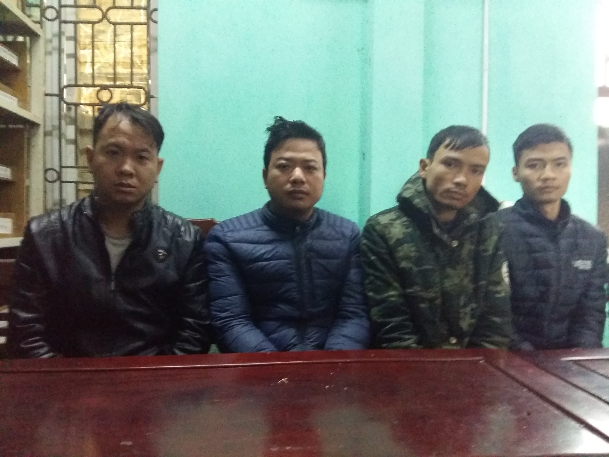 Khởi tố, tạm giam 6 đối tượng gây rối tại trạm BOT Phả Lại - Ảnh 1. Khởi tố, tạm giam 6 đối tượng gây rối tại trạm BOT Phả Lại - Ảnh 1.