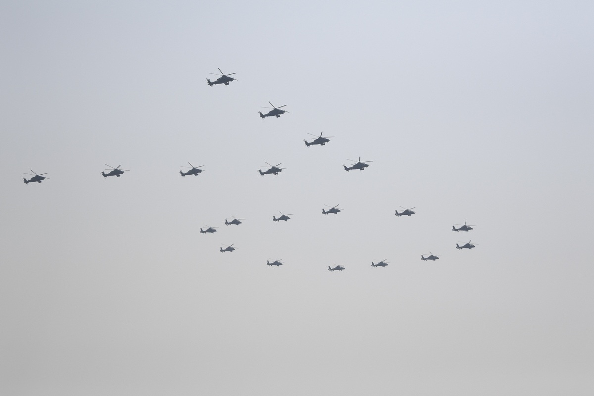 15.000 binh sĩ Trung Quốc duyệt binh mừng 70 năm Quốc khánh