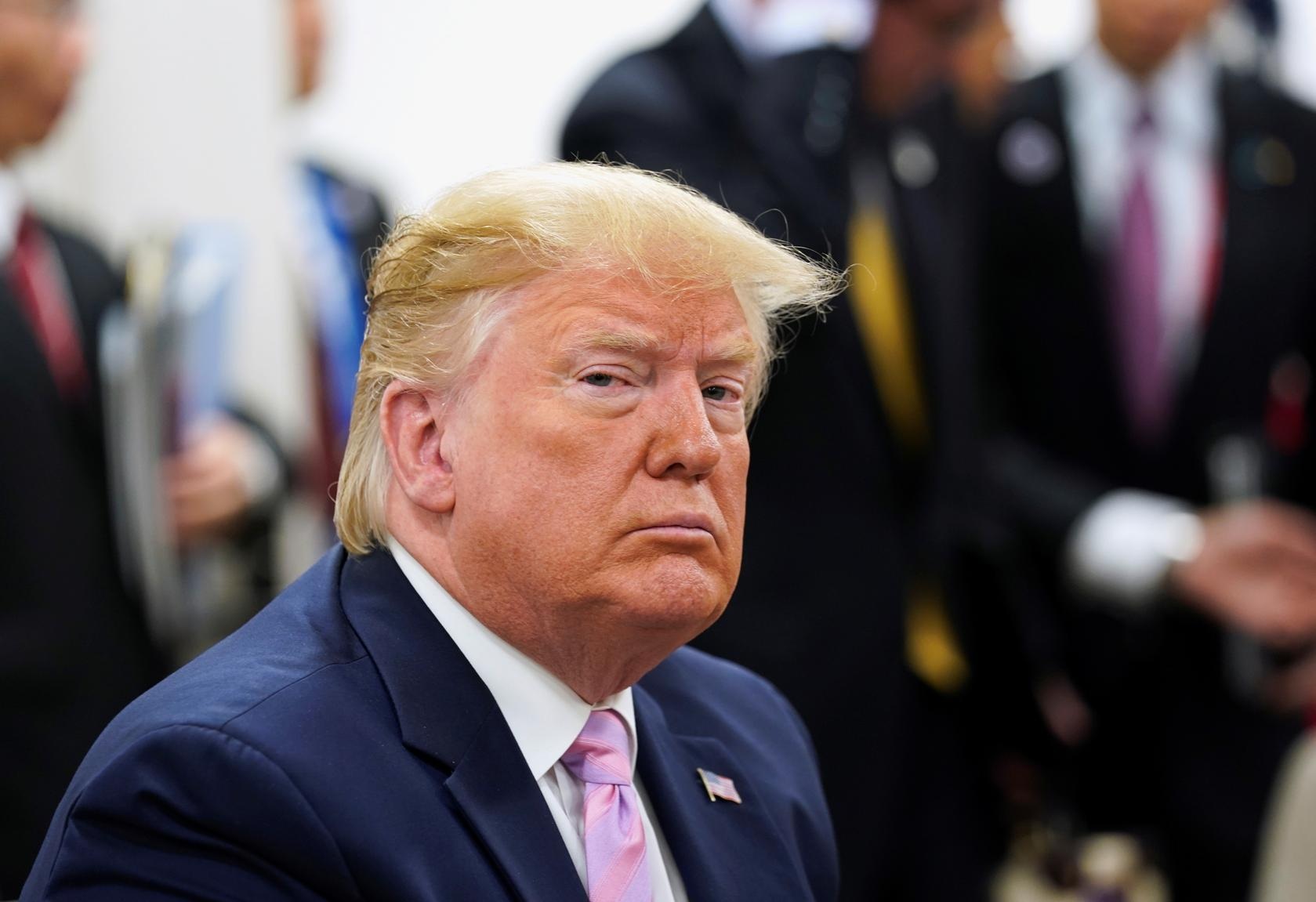 Hai quan chức Mỹ đồng ý cung cấp bằng chứng tố cáo ông Trump