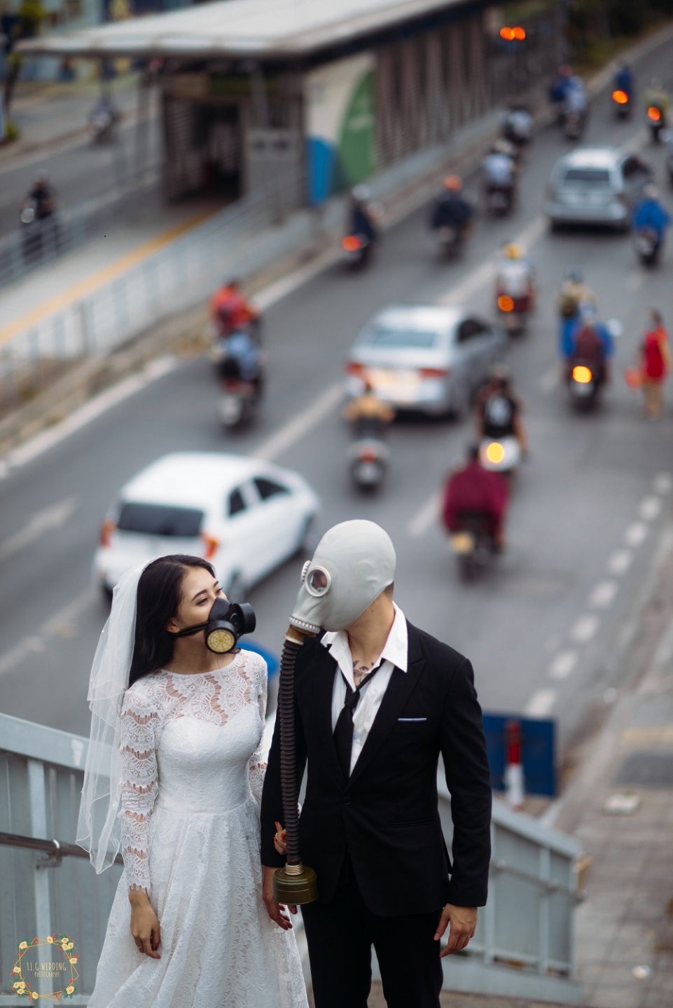 Bộ ảnh đeo mặt nạ cảnh báo ô nhiễm không khí gây ám ảnh dân mạng - 8 Bộ ảnh đeo mặt nạ cảnh báo ô nhiễm không khí gây ám ảnh dân mạng - 8