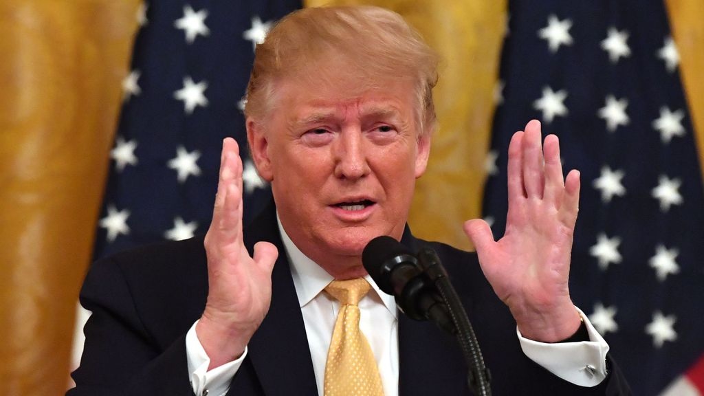 Ông Trump khoe Mỹ đang chế tạo vũ khí "không ai có thể tin được"