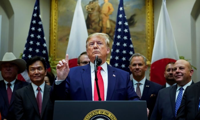 Nhà Trắng thách thức cuộc điều tra luận tội ông Trump