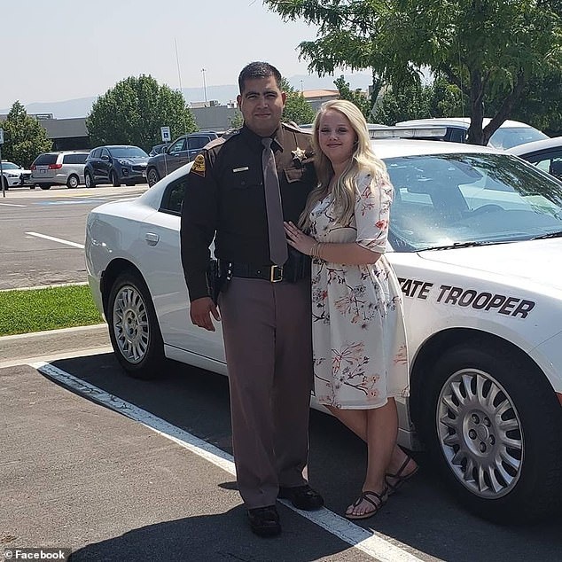 “Thót tim” khoảnh khắc cảnh sát Mỹ cứu người bất tỉnh trước mũi tàu trong tích tắc