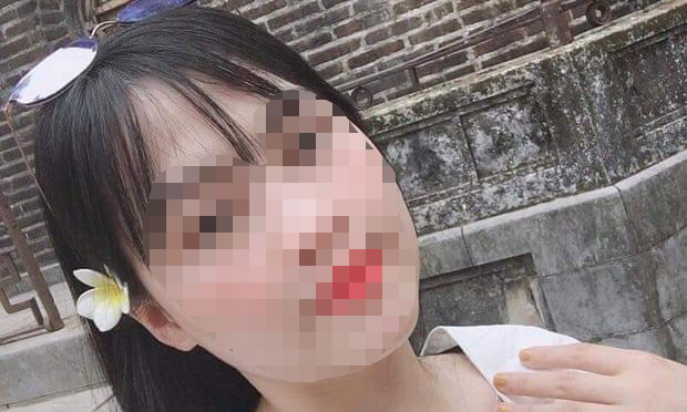 Báo Anh: Một gia đình Việt kêu cứu trong vụ 39 người chết trên xe tải ở Anh