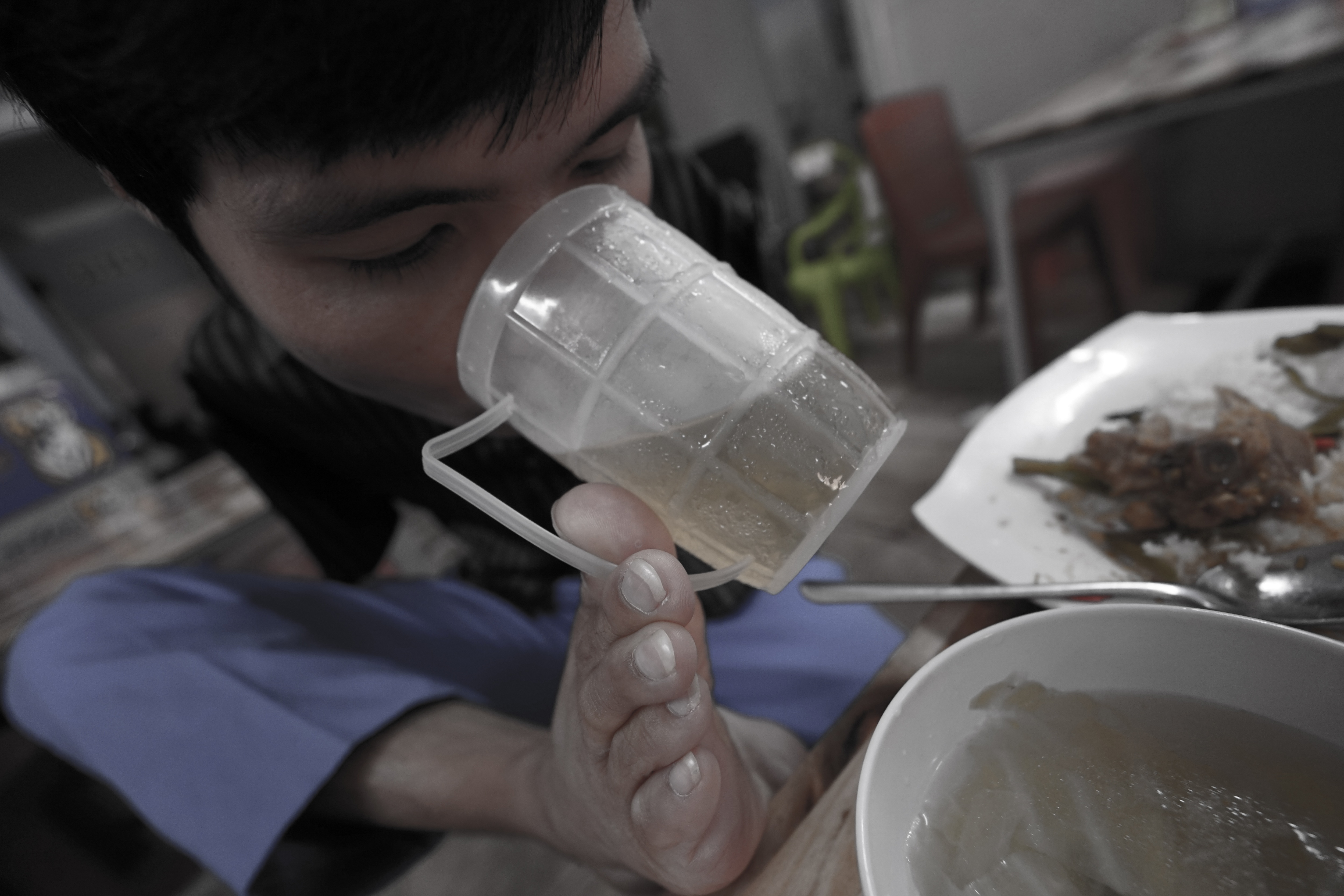 Cuộc đời cha thay cho đôi tay con - 26 Cuộc đời cha thay cho đôi tay con - 26