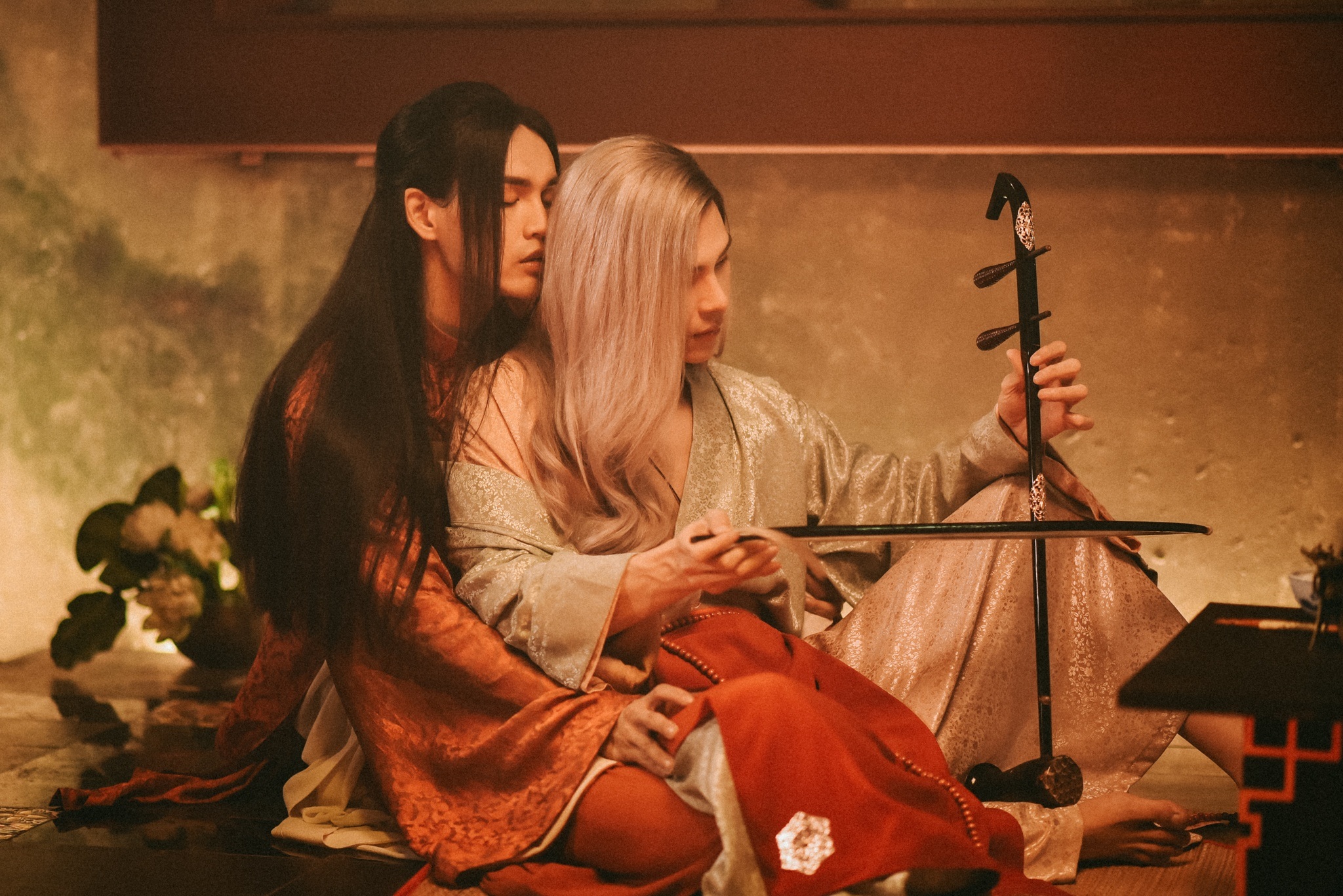 “Bùng nổ” MV ca nhạc đồng tính: Nếu khai thác quá đà sẽ trở nên méo mó - 1 “Bùng nổ” MV ca nhạc đồng tính: Nếu khai thác quá đà sẽ trở nên méo mó - 1