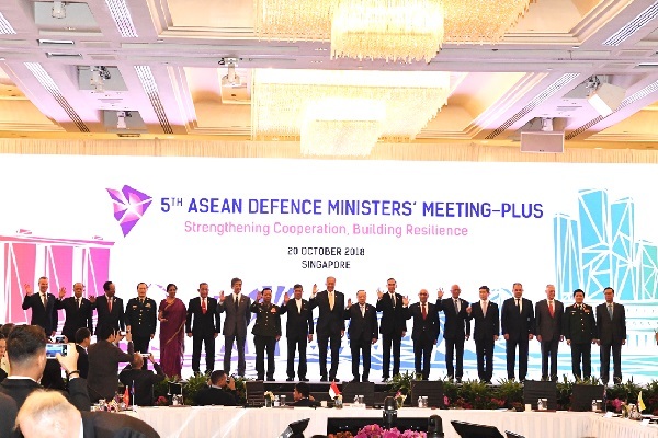 Vấn đề Biển Đông có thể “phủ bóng” cuộc gặp của các bộ trưởng quốc phòng