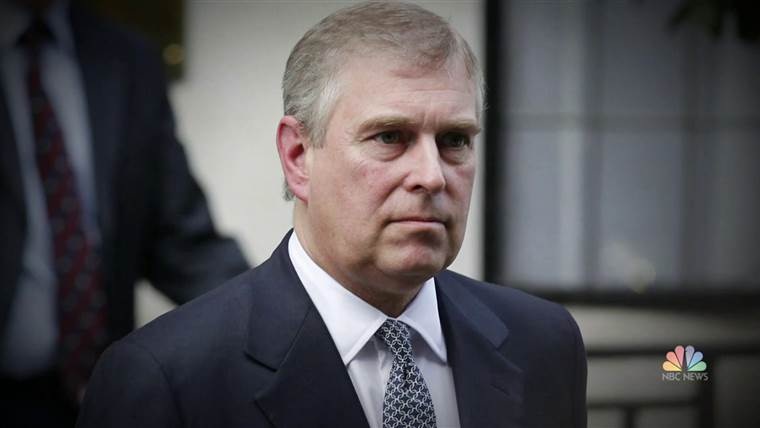 Hoàng tử Anh thừa nhận khiến hoàng gia thất vọng vì giao du với tỷ phú ấu dâm