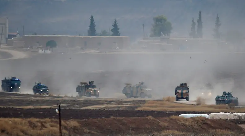 Xe bọc thép của Nga trúng bom ở Syria