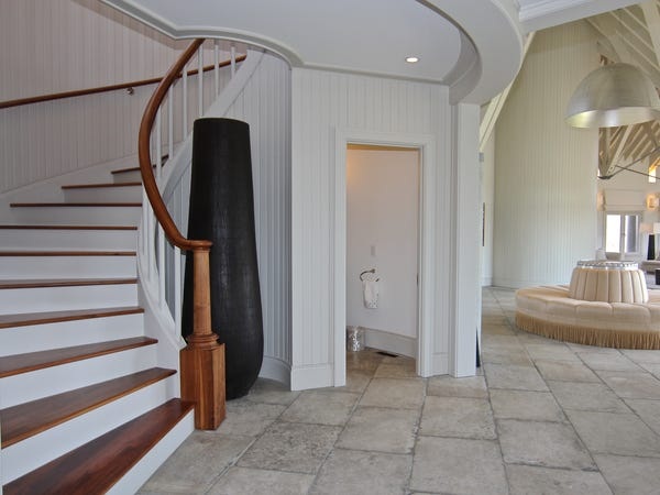 Bên trong biệt thự 12 triệu USD vợ chồng ông Obama nghi vừa “tậu”