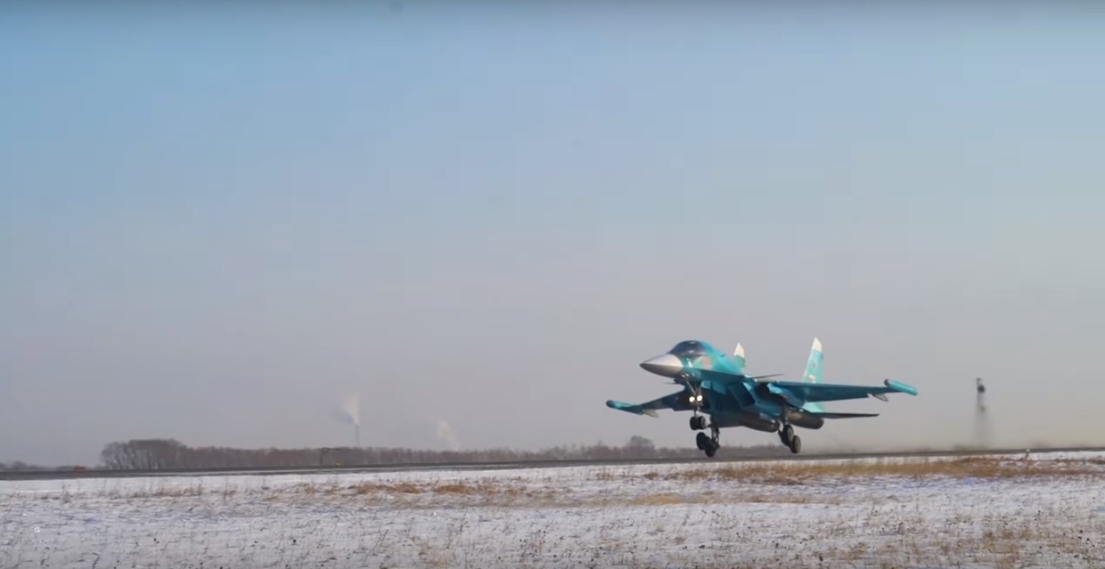 Video “xe tăng bay” Su-34 Nga phô diễn kỹ thuật điêu luyện