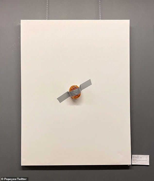 Xuất hiện bánh kẹp dán tường giá hơn 120.000 USD sau chuối băng dính