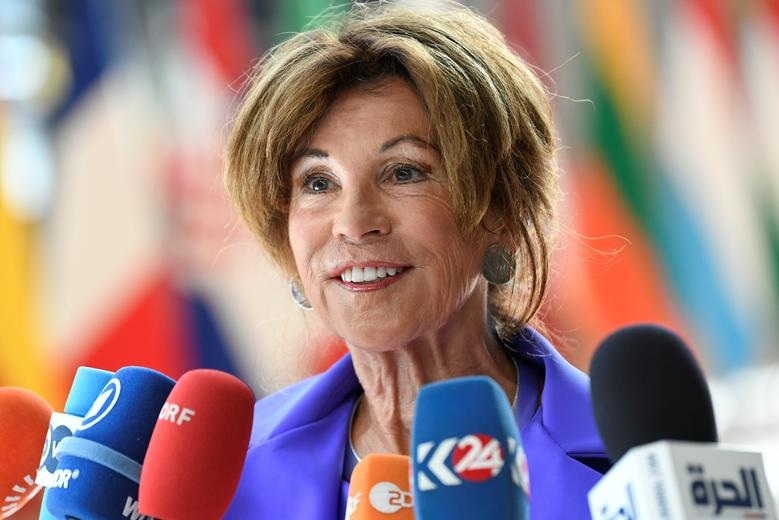 Những “bông hồng thép” tỏa sáng trên chính trường thế giới